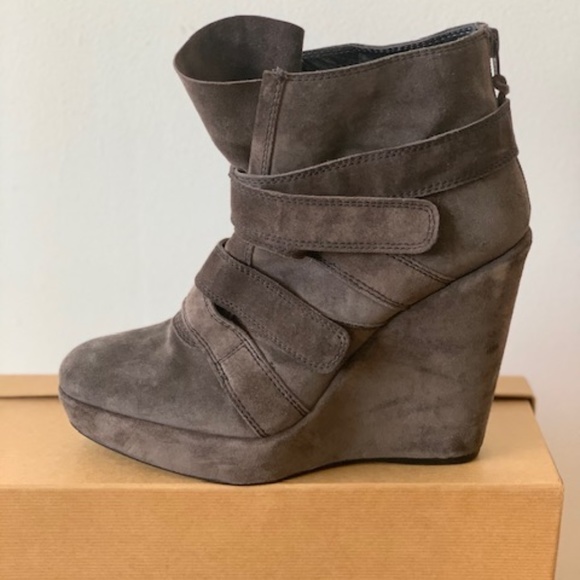 STUART WEITZMAN-SZ 10W - Picture 4 of 6